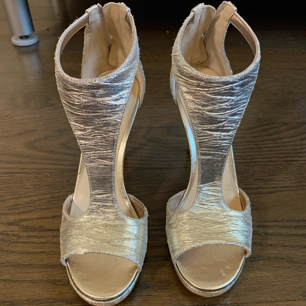 Jimmy Choo t-strap Heel - Gold